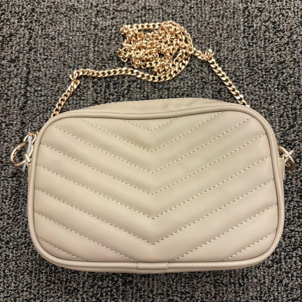 A New Day (Target) Quilted Camera Crossbody Bag! Tan.  Brand New!